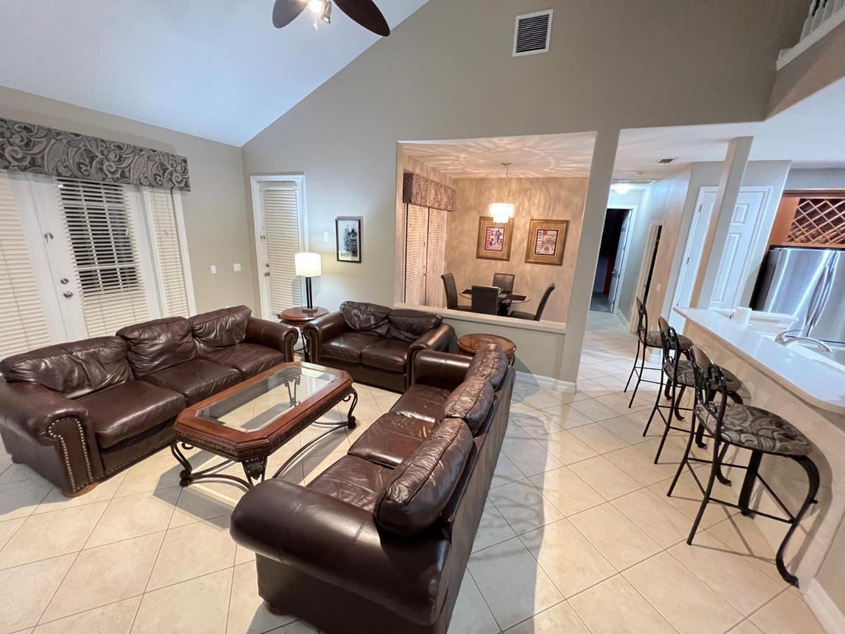 Mickeys Escape - Magical Lakeview 7Br - 4 Master Suites Pool & Hot Tub Bbq Home Theater And 2 Miles Disney! Ορλάντο Εξωτερικό φωτογραφία